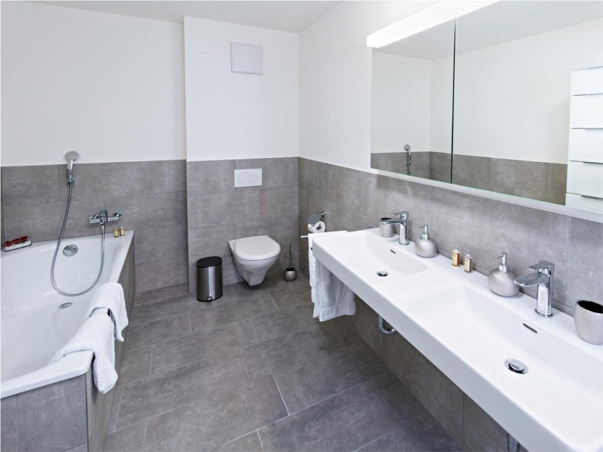Exklusive 4.5 Zimmer Wohnung Fuer Familien Und Business 에스첸즈 외부 사진