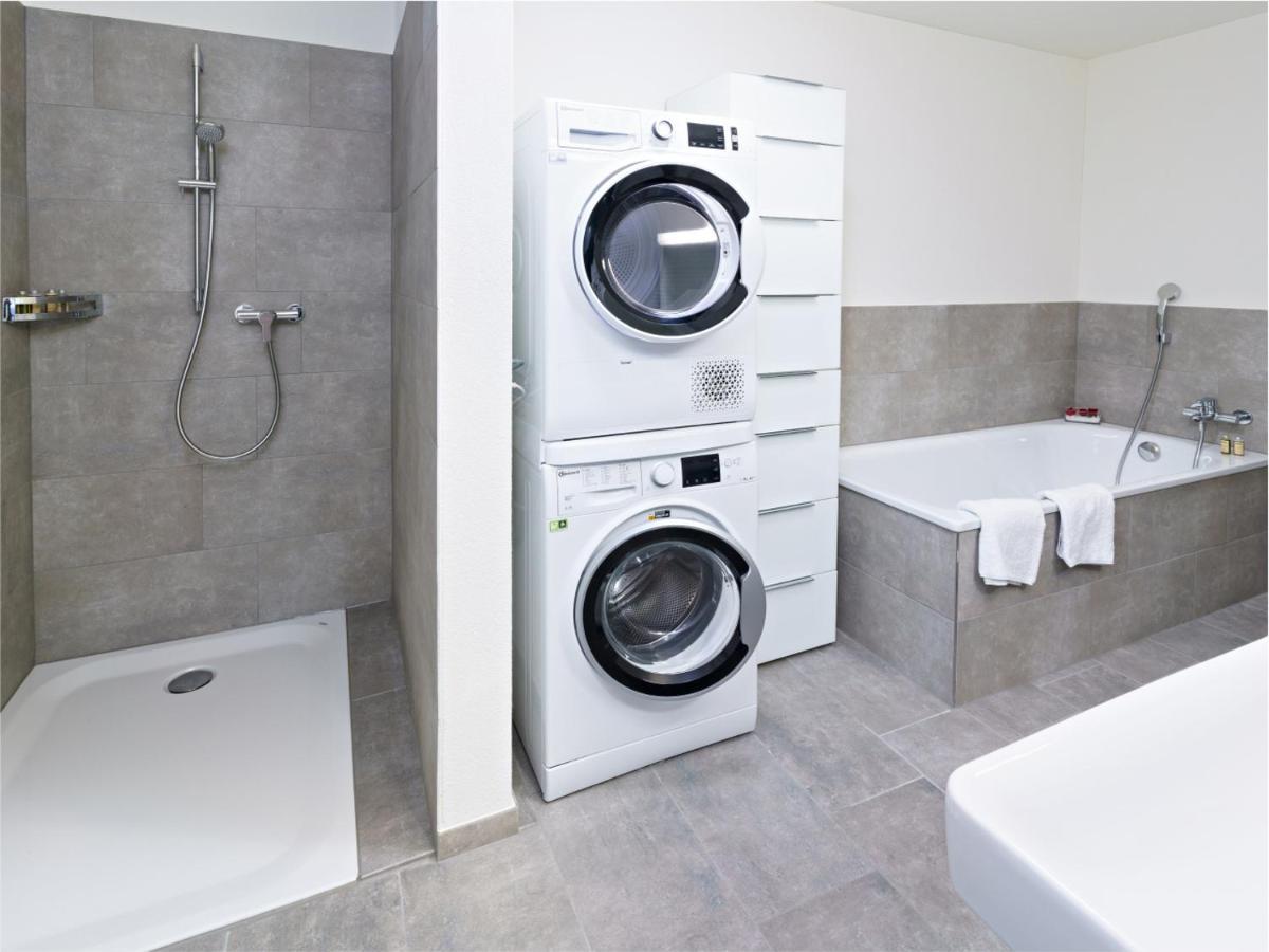 Exklusive 4.5 Zimmer Wohnung Fuer Familien Und Business 에스첸즈 외부 사진