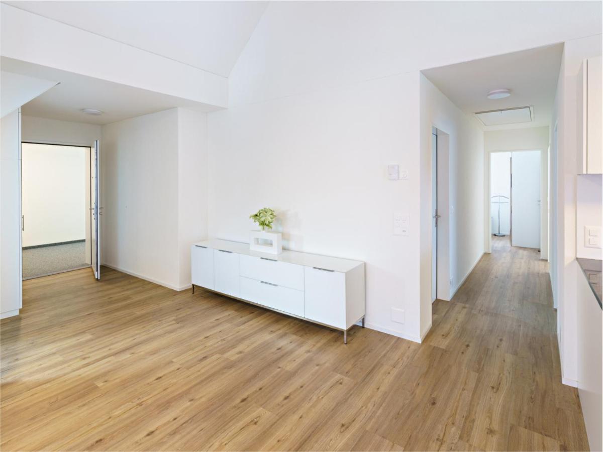 Exklusive 4.5 Zimmer Wohnung Fuer Familien Und Business 에스첸즈 외부 사진
